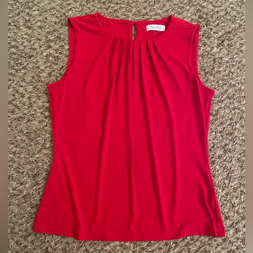 Calvin Klein pleated top!